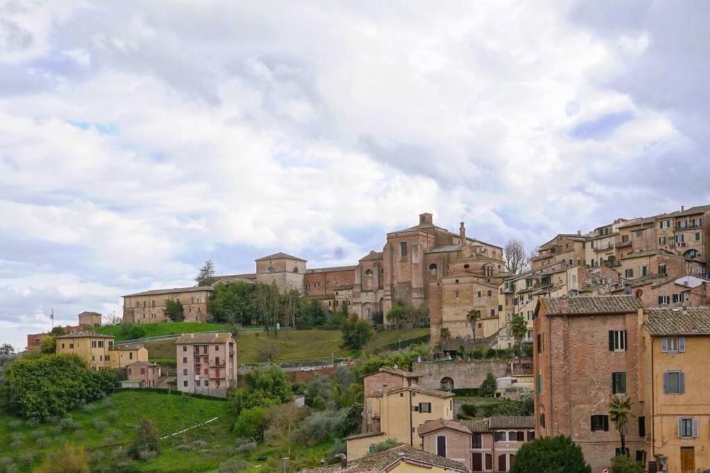 Apartmán Gest Short Rent Siena 4 Exteriér fotografie